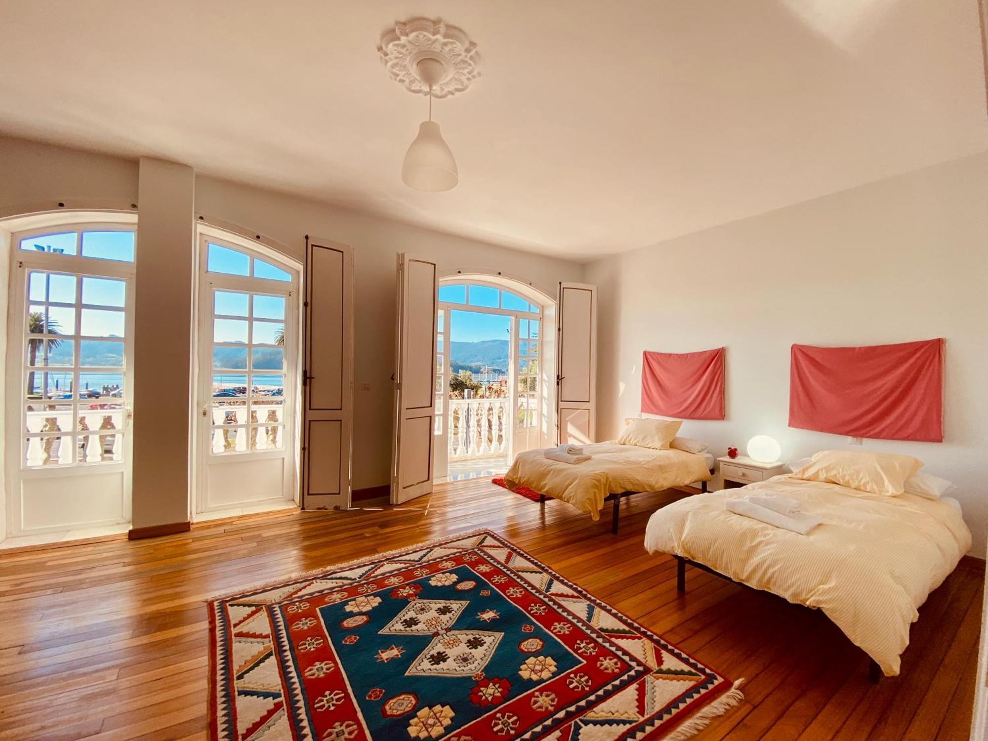 산타 마르타 데 오르티게이라 Alameda House 빌라 외부 사진